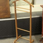 868 1344 VALET STAND